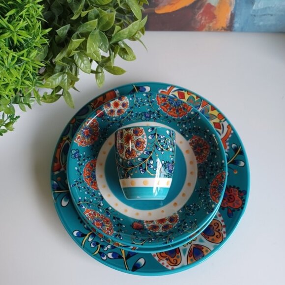 Blue Vintage Floral Ceramic Dinnerware 4-Piece Set | Microwave & Dishwasher Safe - Picture 1 of 8